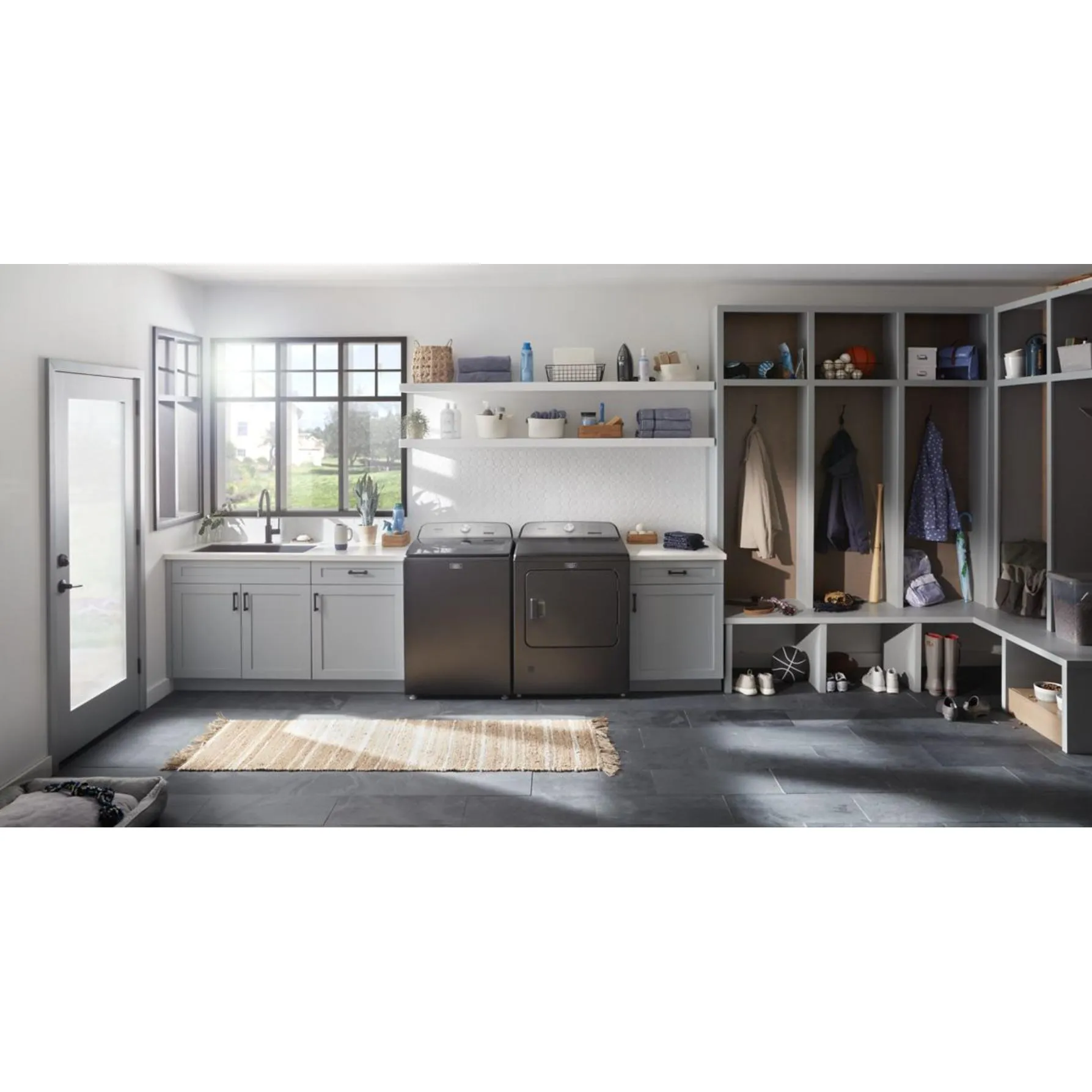 Maytag 5.5 cu. ft. Top Loading Washer with Pet Pro System TL MVW6500MBK