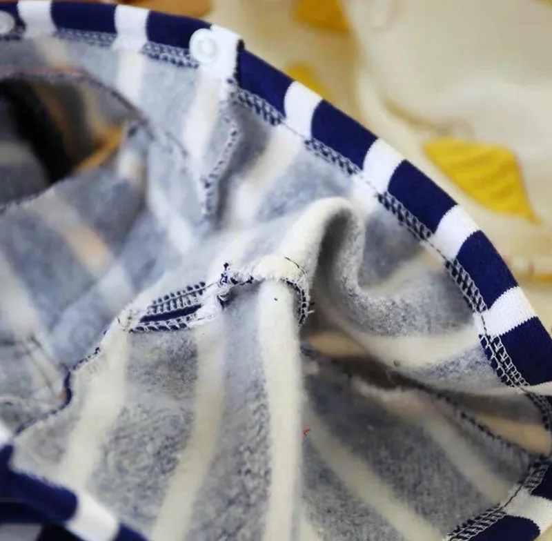 Spring and summer Pet clothes four-legged casual dog clothes